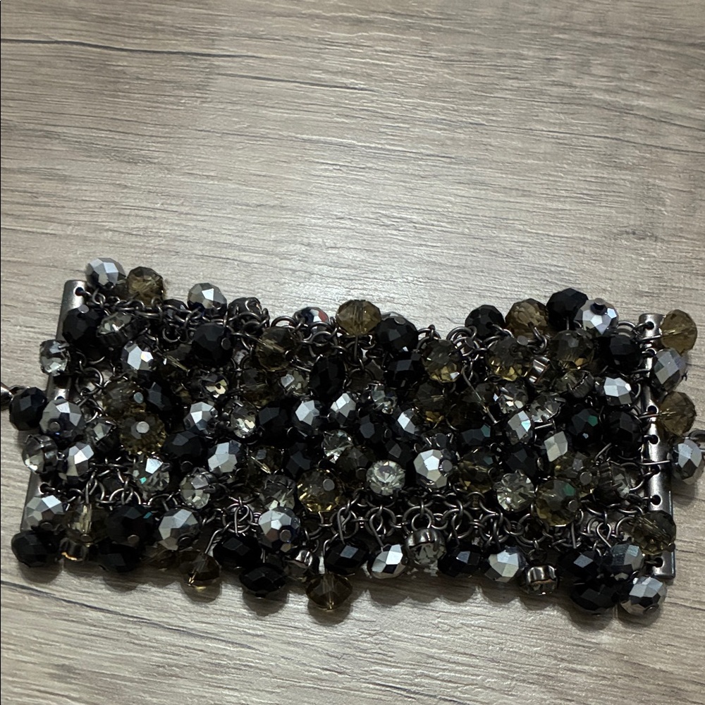 Elegant Black and Silver Beaded Bracelet